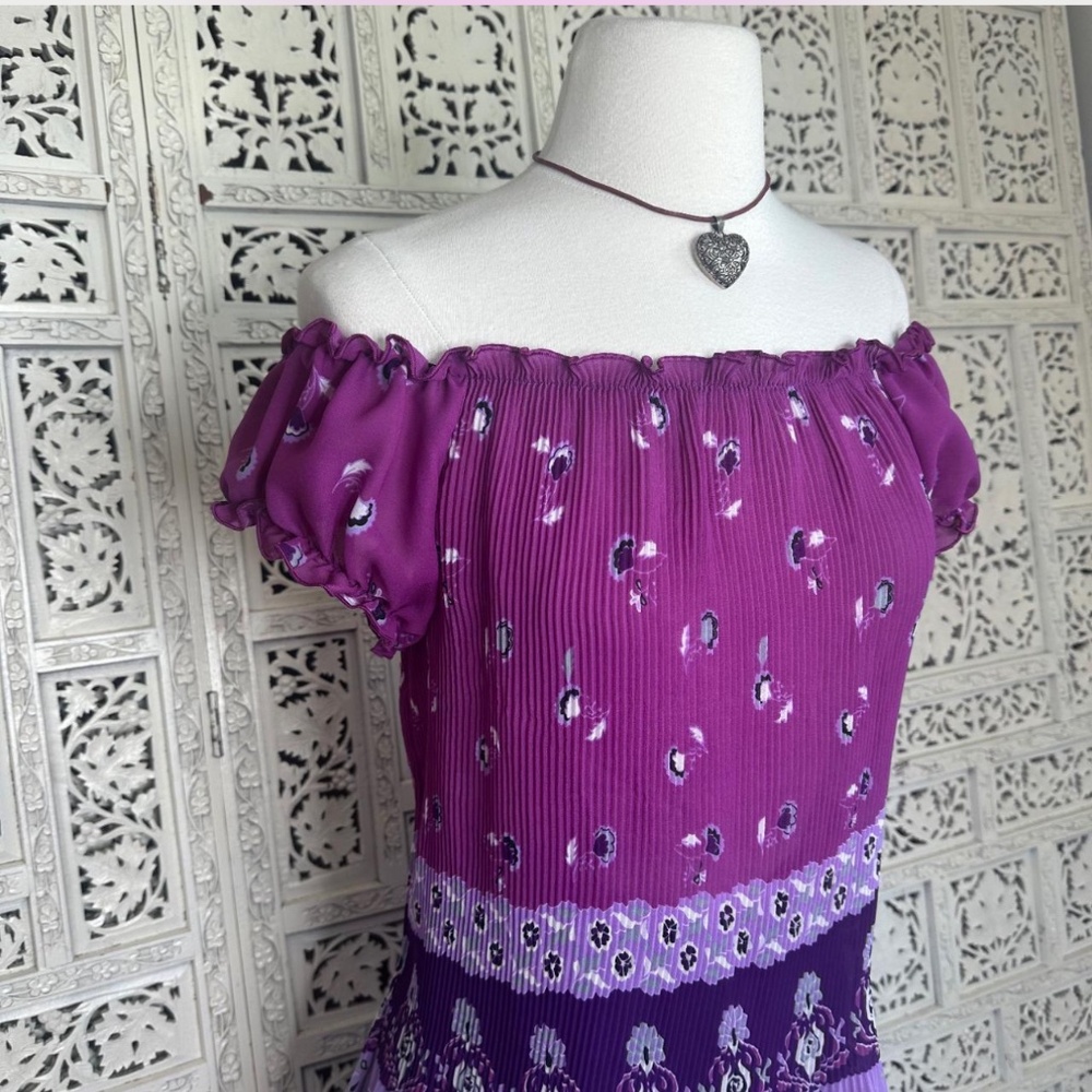 New Directions Purple Crinkle Off The Shoulder Sheer Blouse Sz Large - Picture 2 of 6